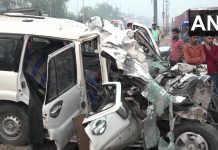 uttar-pradesh -eight-people-died-in-a-collision-between-a-truck-and-a-car-in-agra-rkt