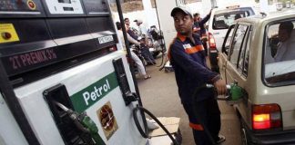 biz-petrol-and-diesel-prices-on-saturday-petrol-and-diesel-prices-continue-to-rise-for-the-fourth-consecutive-day-know-at-what-price-fuel-is-available-today-news-update