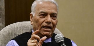 oppostion-selected-yashwant-sinha-for-presidential-candidate-2022-know-his-political-career-after-ias-post-update-today